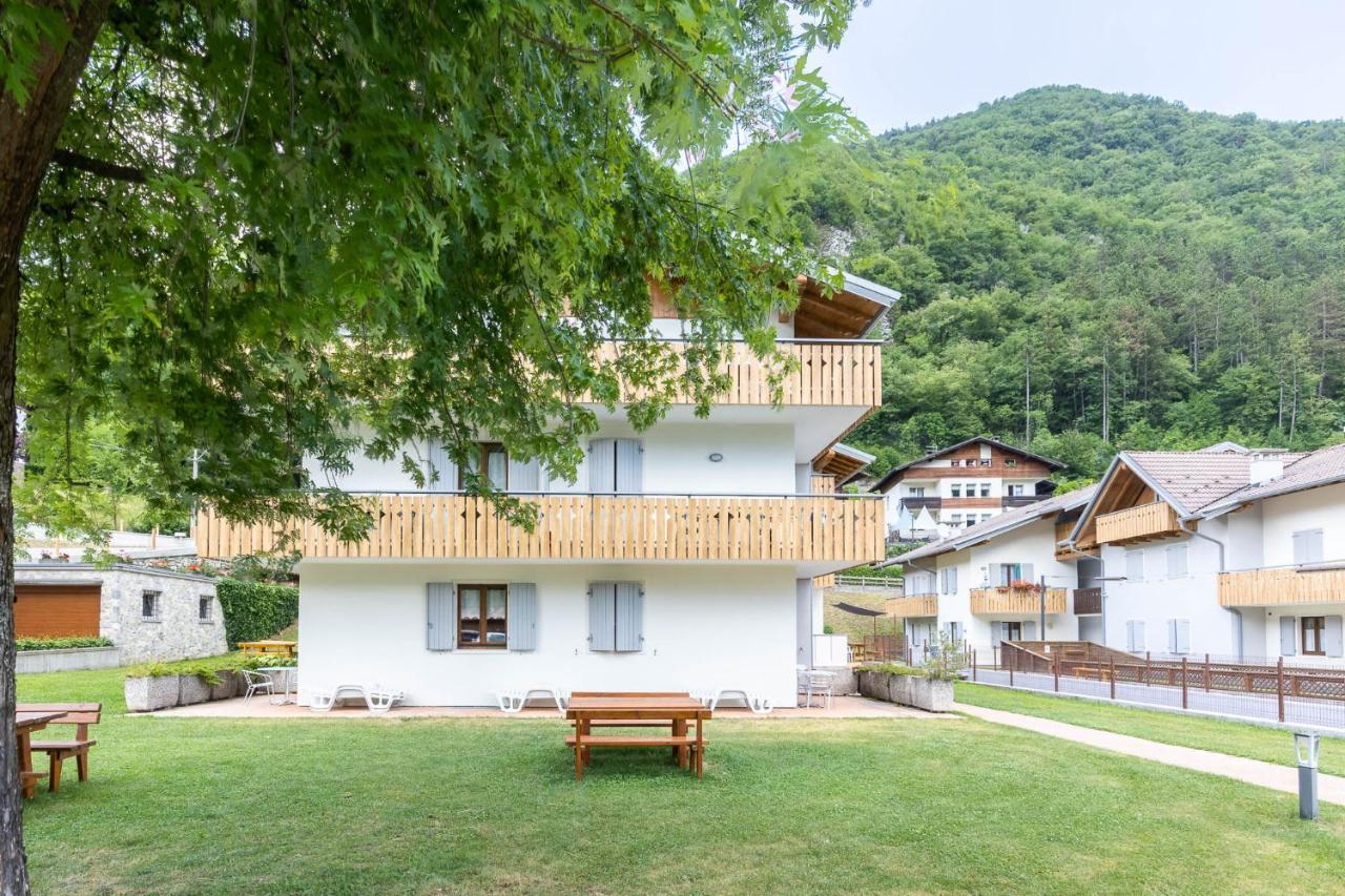 Residence Alessio Bezzecca Luaran gambar